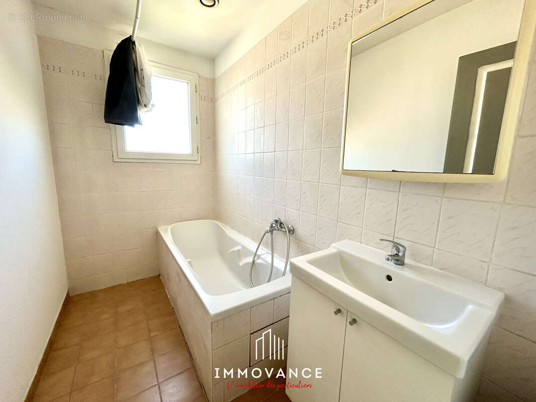 Appartement à JACOU