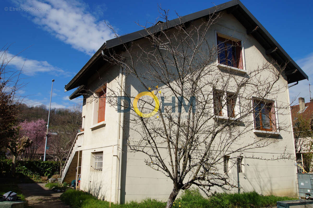 Maison à COGNIN