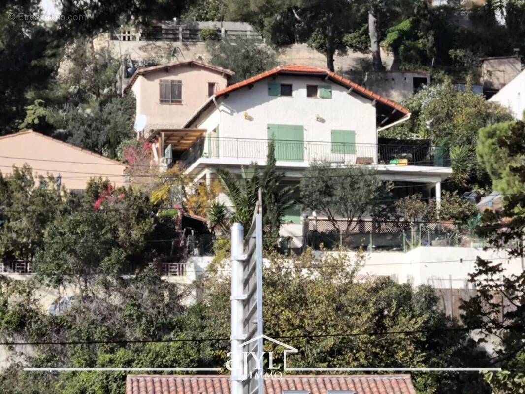 Maison à MARSEILLE-9E