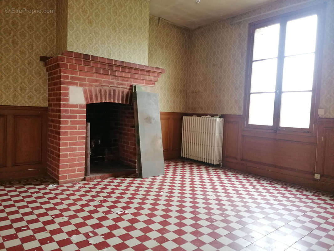 Maison à SAINT-PIAT