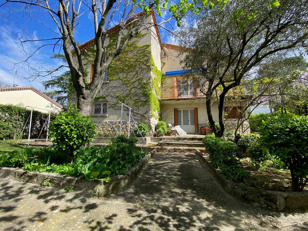 Maison à NIMES