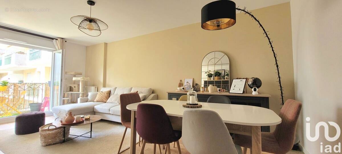 Photo 1 - Appartement à POISSY