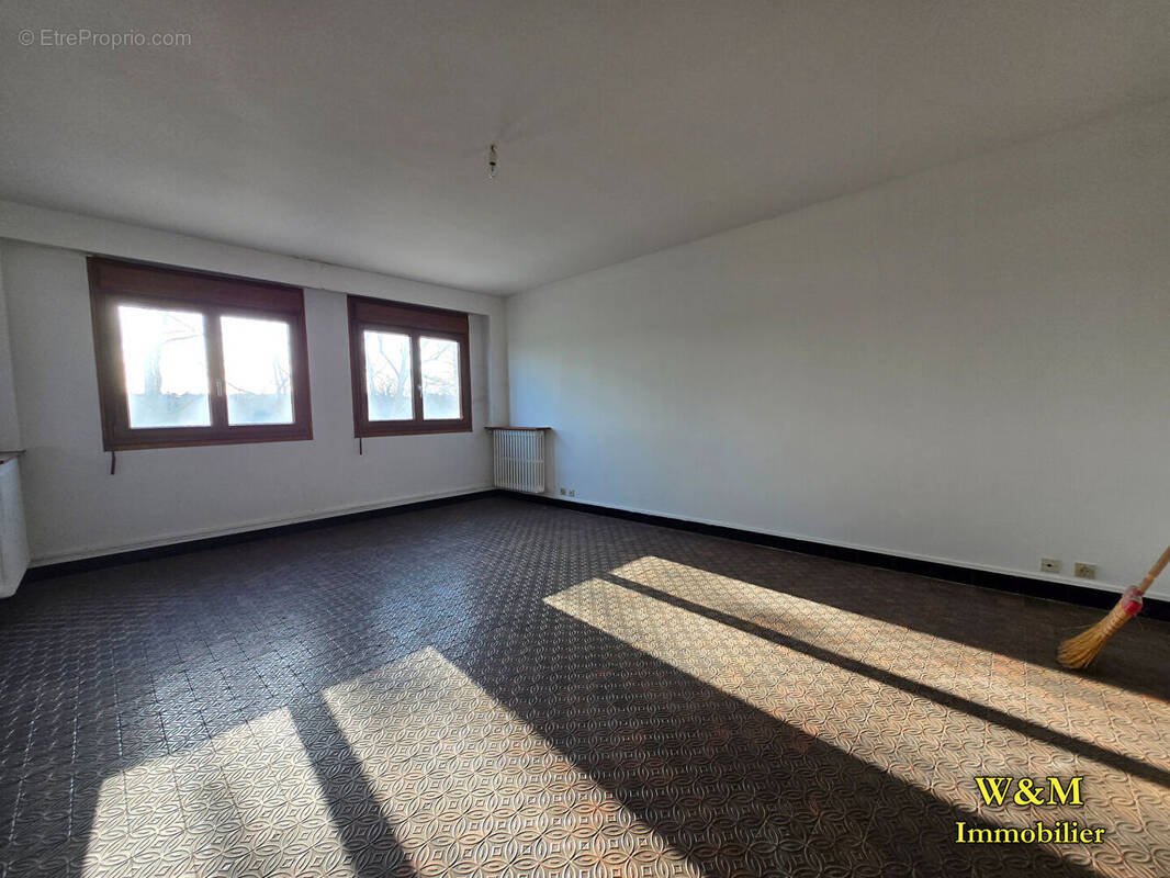 Appartement à GRIGNY
