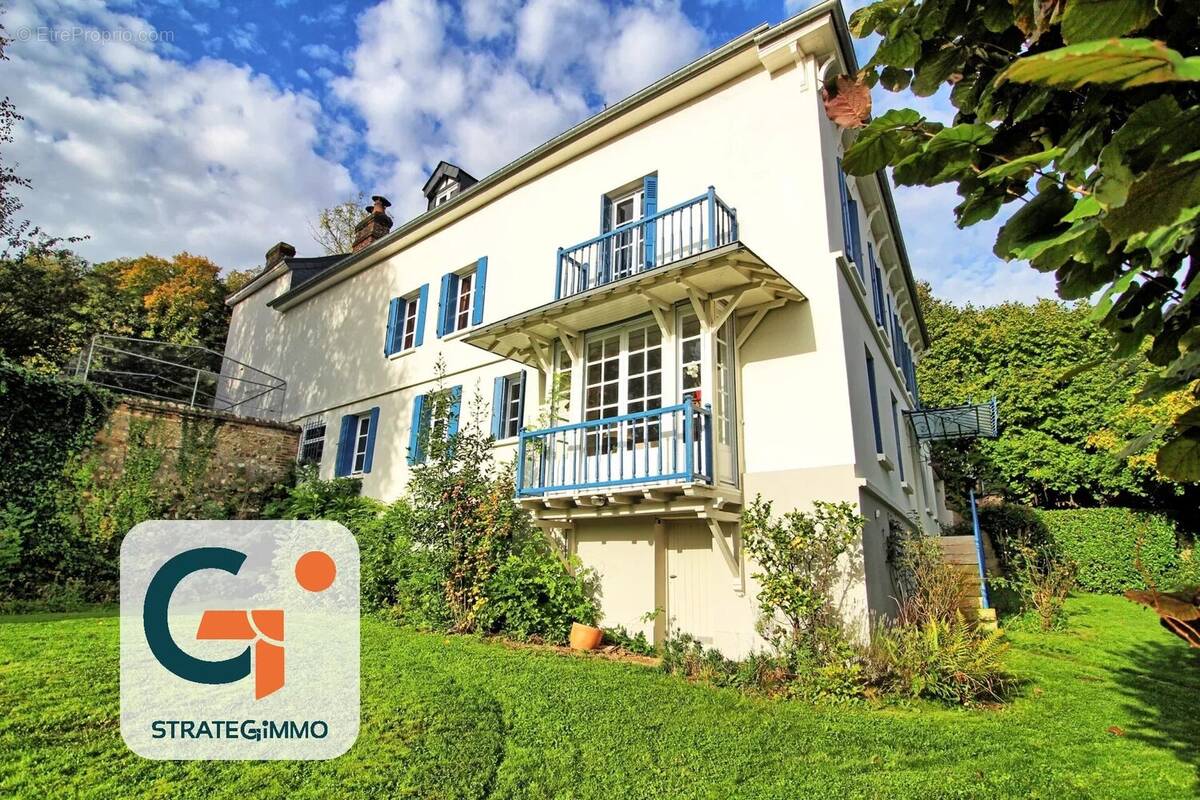 Maison à MONT-SAINT-AIGNAN