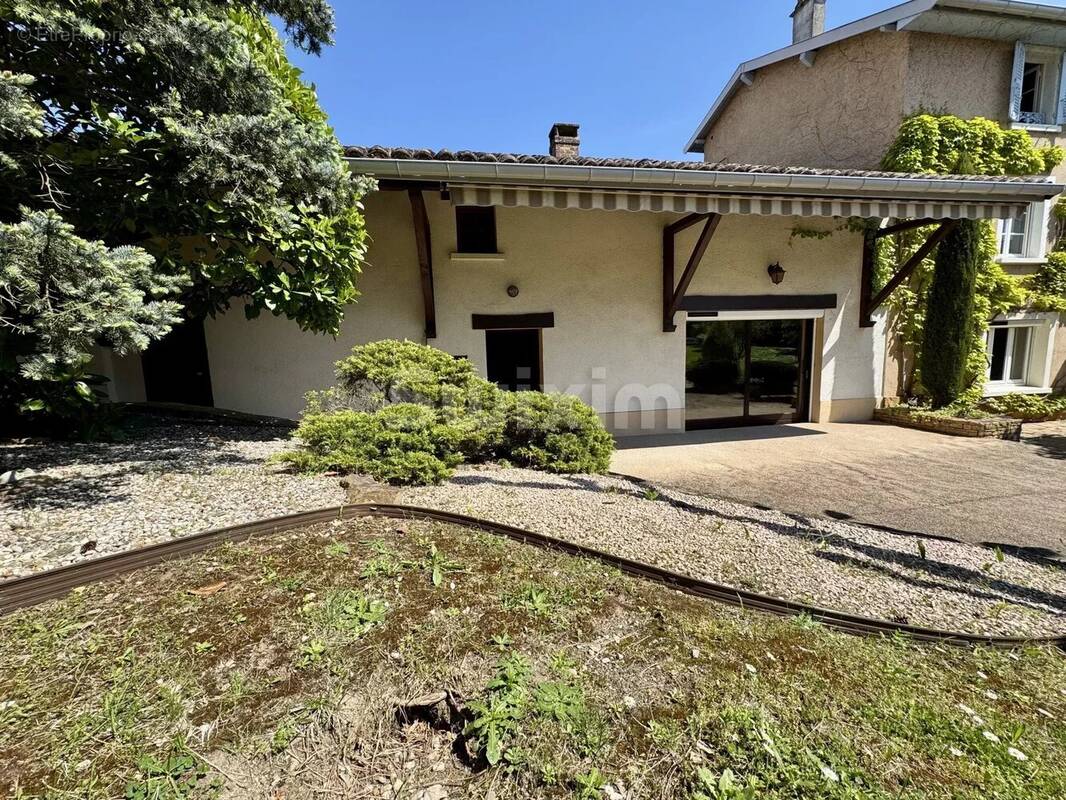Maison à VILLEFRANCHE-SUR-SAONE