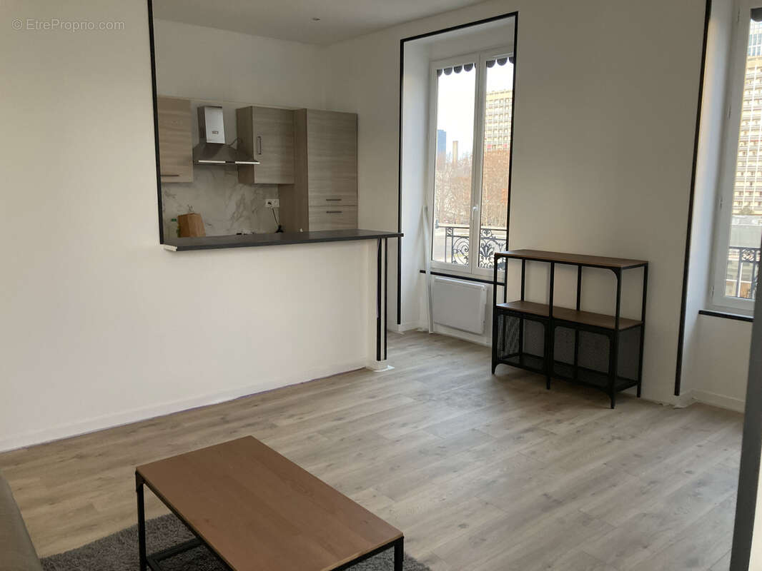 Appartement à LYON-3E