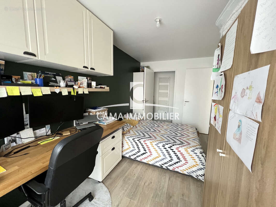Appartement à FONTENAY-LE-FLEURY
