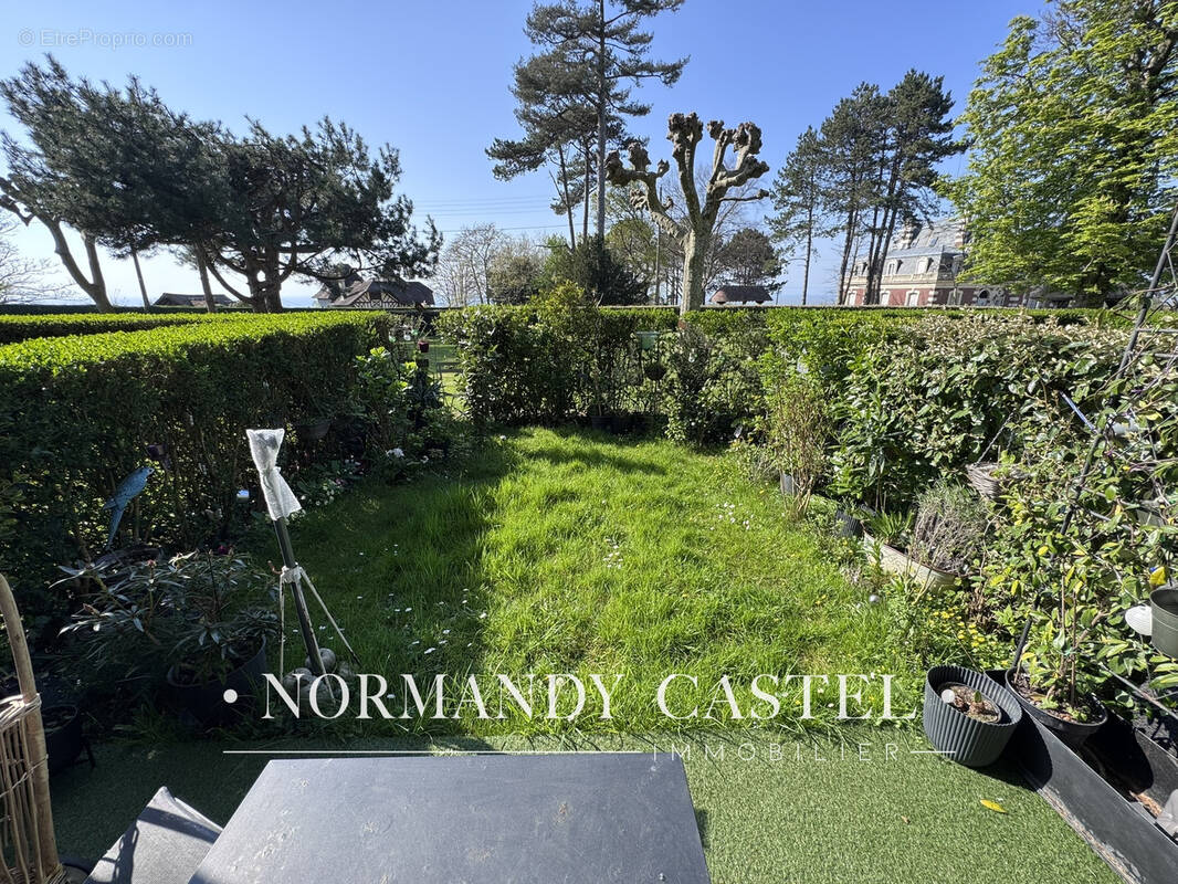 Appartement à TROUVILLE-SUR-MER