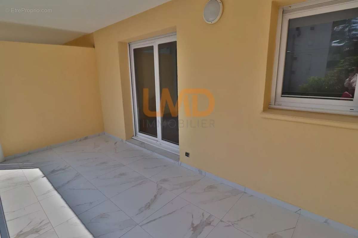 Appartement à NIMES