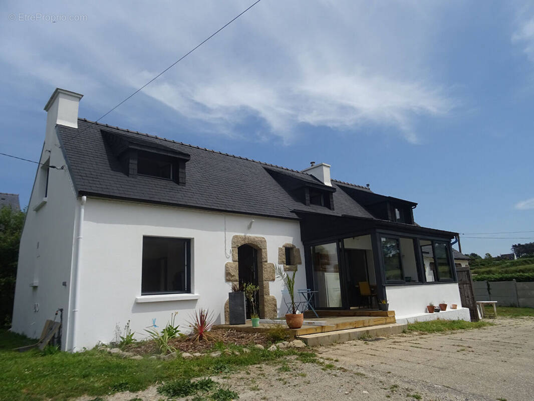 Maison à PLOUGUERNEAU