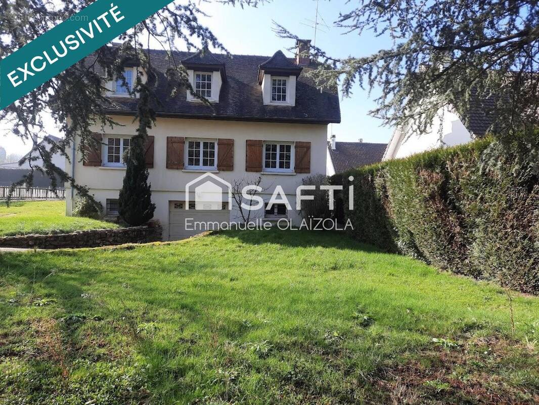 Photo 1 - Maison à SAINT-ARNOULT-EN-YVELINES