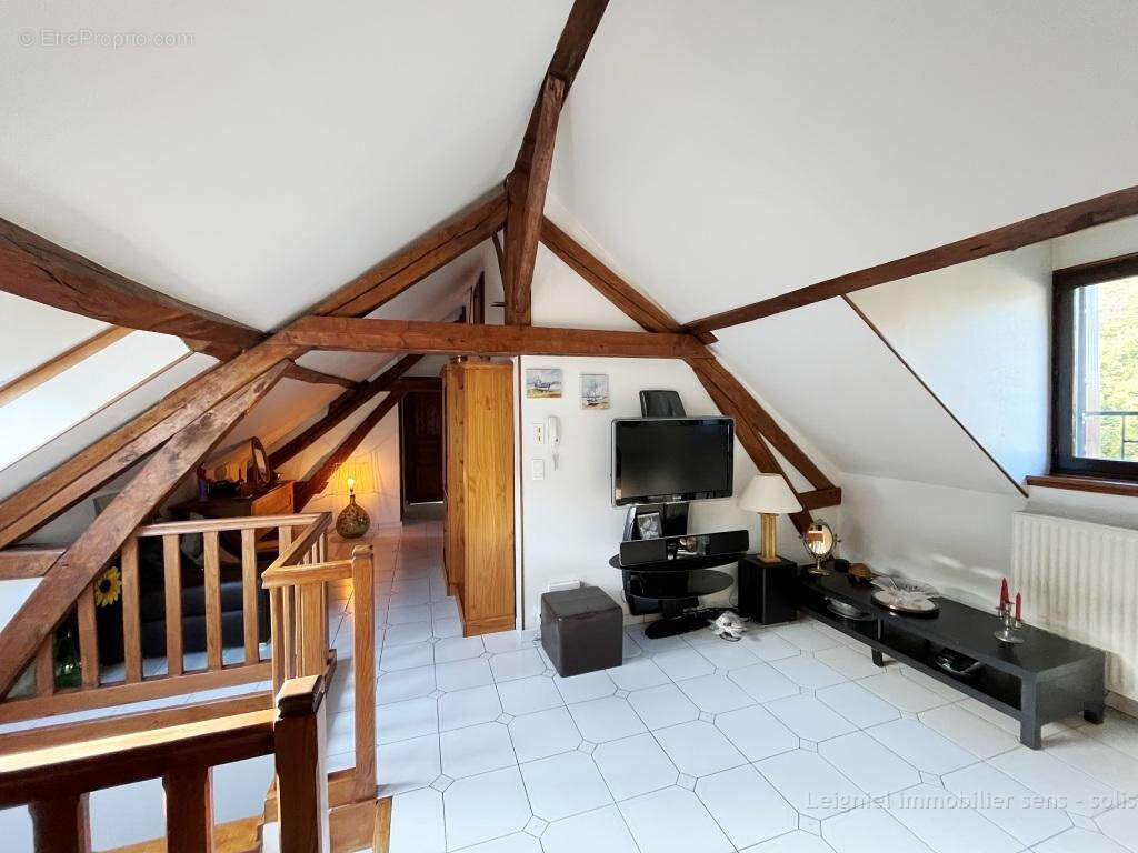 Maison à FONTAINEBLEAU