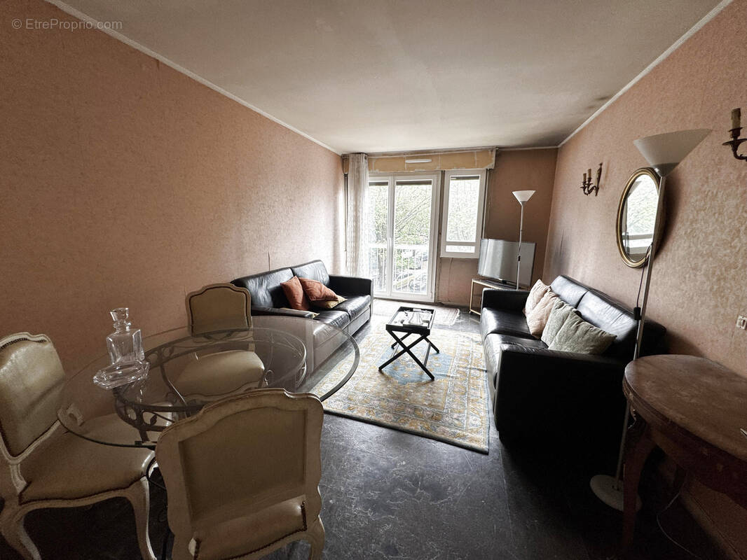 Appartement à SARCELLES