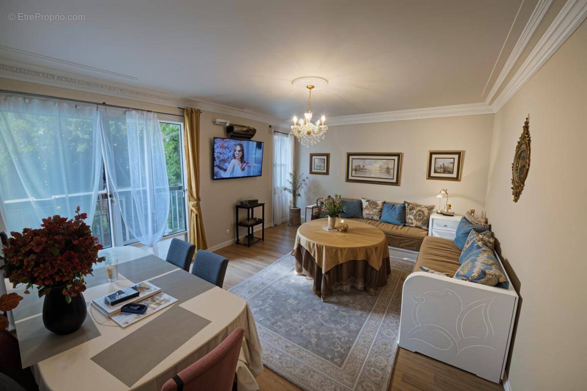 Appartement à TORCY
