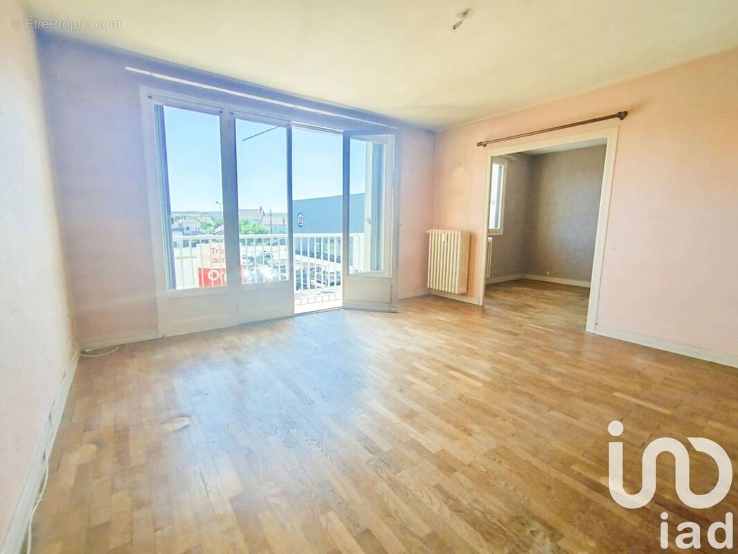 Photo 1 - Appartement à MONTLUCON