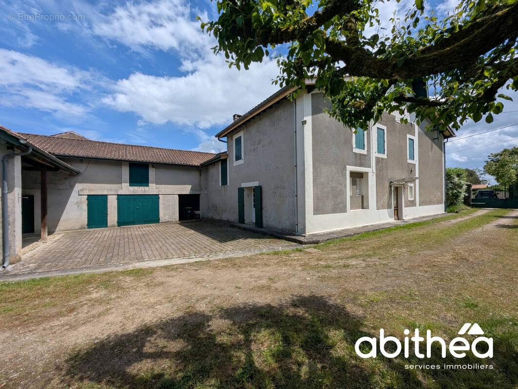 Appartement à GALGON