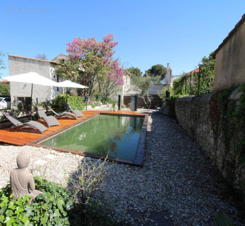 Maison à VILLENEUVE-LES-AVIGNON