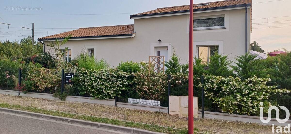 Photo 1 - Maison à ARBANATS