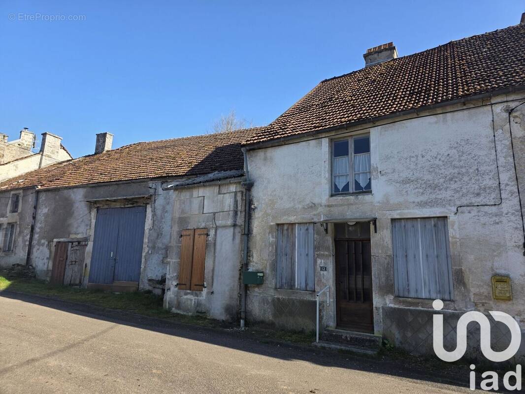 Photo 1 - Maison à ARC-EN-BARROIS