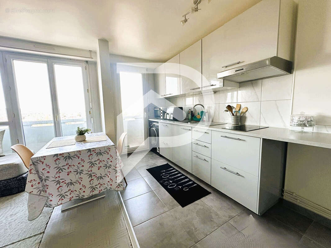 Appartement à SAINT-GRATIEN