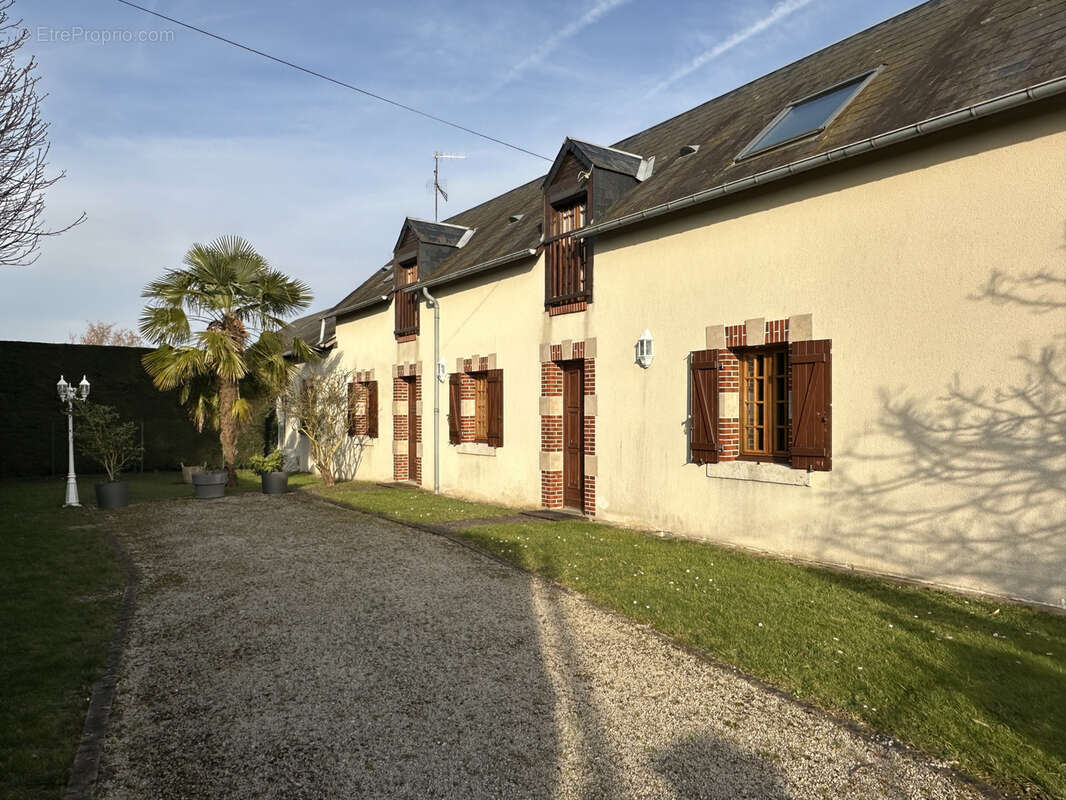 Maison à SAINT-DENIS-EN-VAL