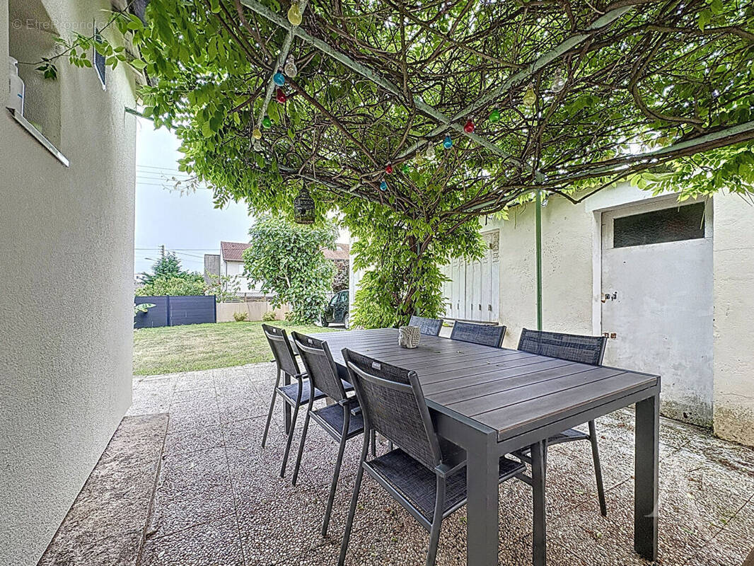Maison à MANTES-LA-VILLE