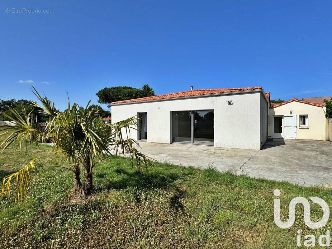 Photo 1 - Maison à CUGAND