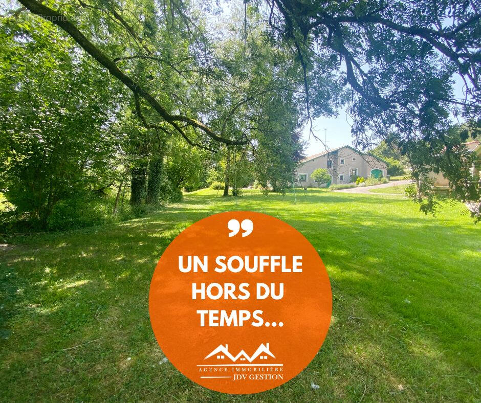 Maison à COUSANCES-LES-TRICONVILLE