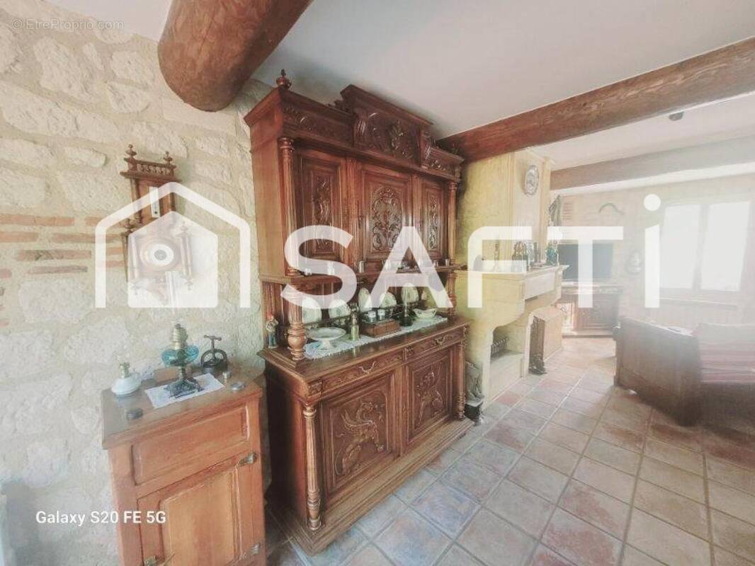 Photo 1 - Maison à LA BASTIDE-DES-JOURDANS