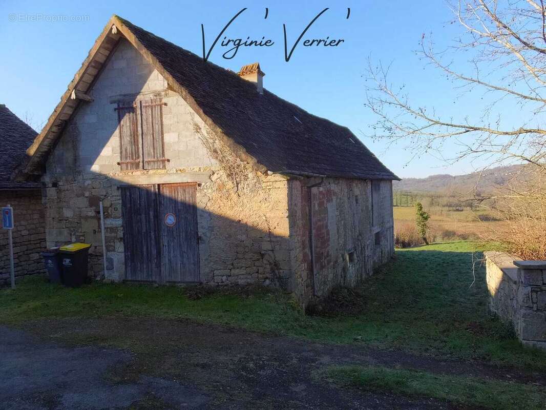 Maison à OBJAT
