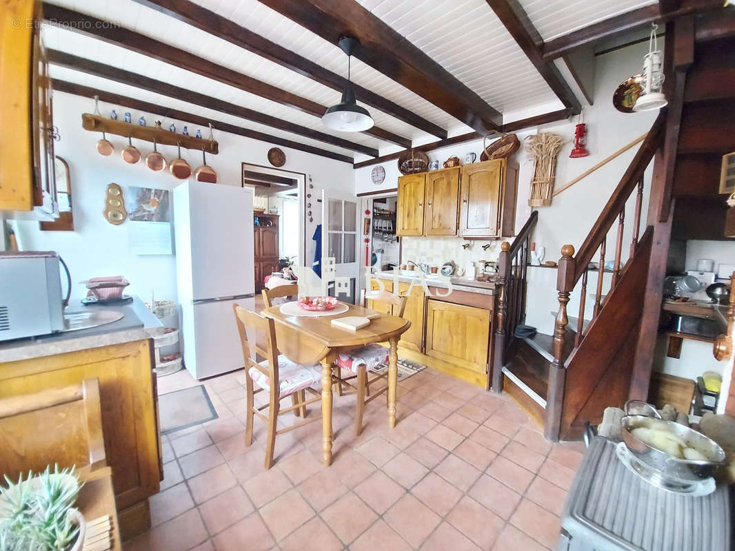 Maison à PONT-L&#039;EVEQUE