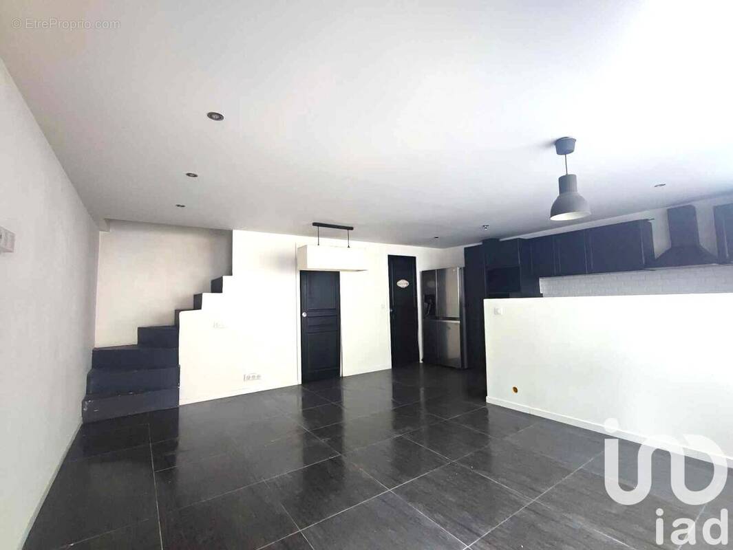 Photo 1 - Appartement à IVRY-SUR-SEINE