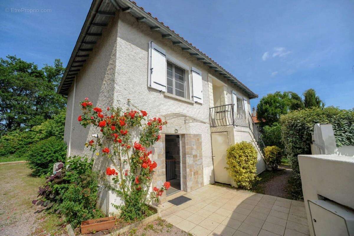 Maison à FIGEAC