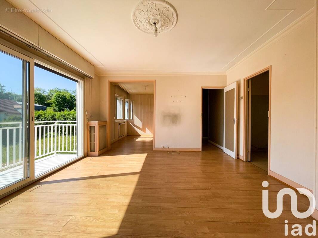 Photo 1 - Maison à MAREIL-MARLY