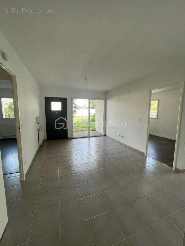 Appartement à AMBARES-ET-LAGRAVE