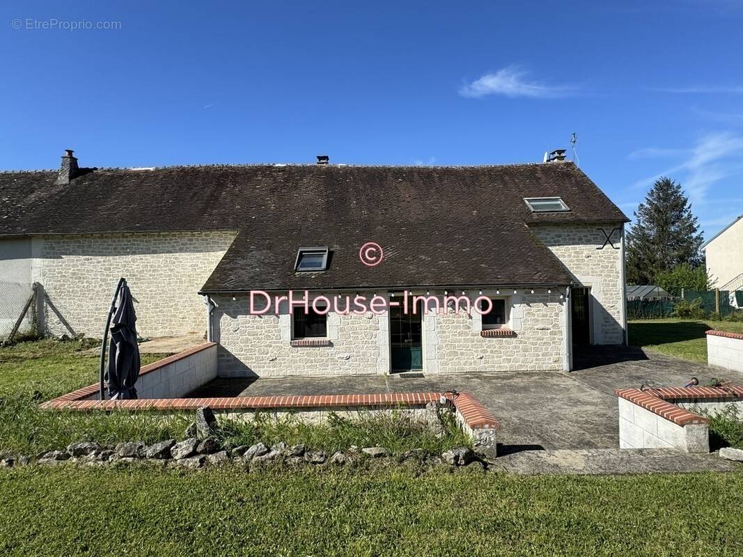 Maison à CORQUILLEROY