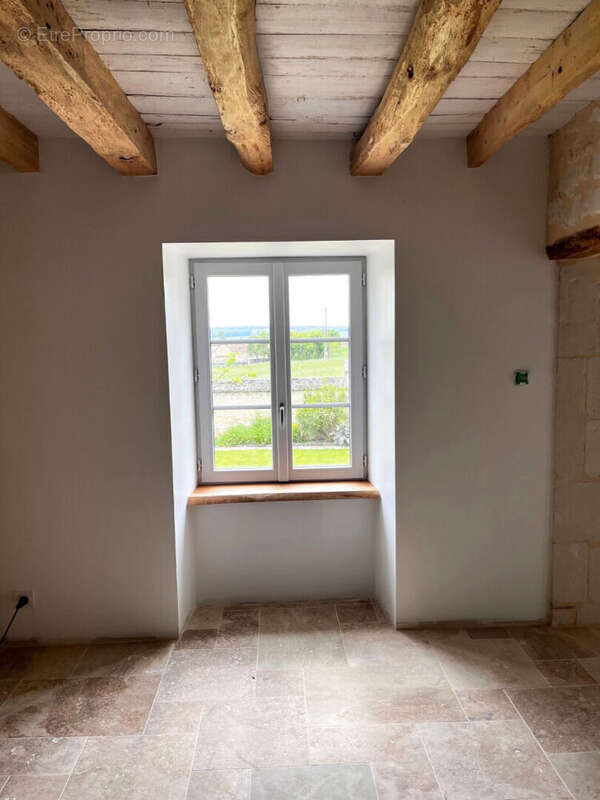Autre à OYRE