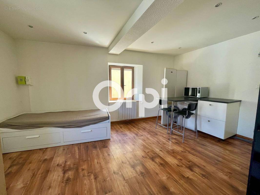Appartement à DOMENE