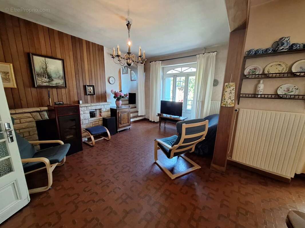 Maison à CHARROUX