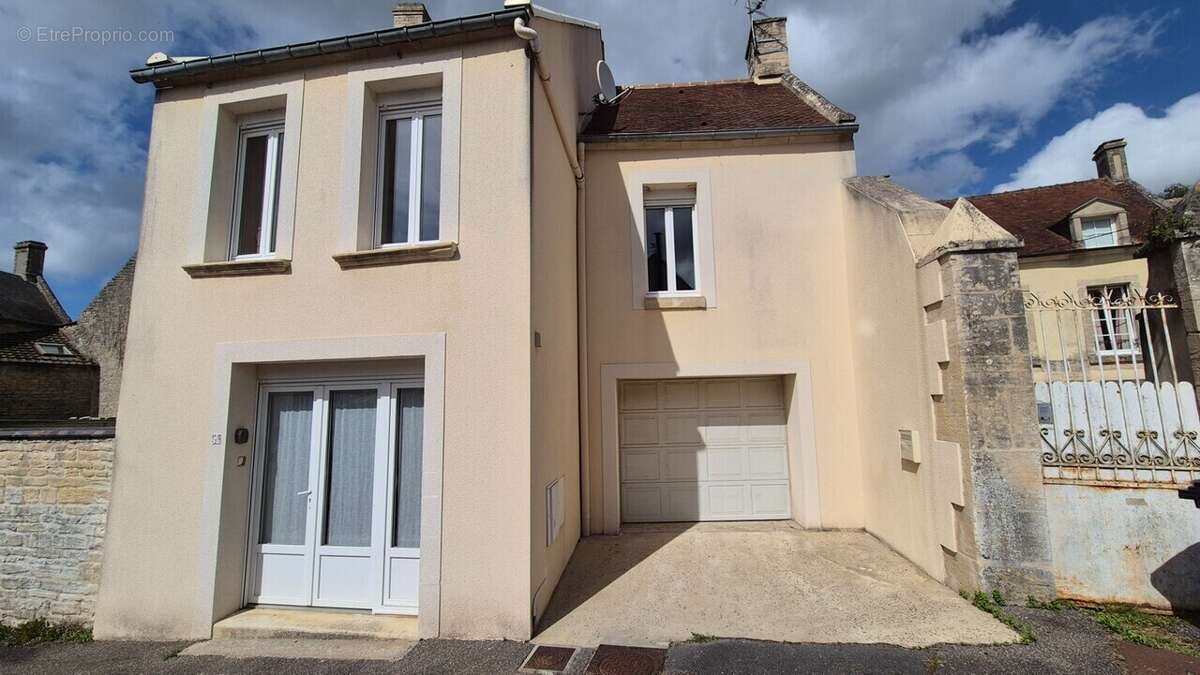 Maison à CREULLY