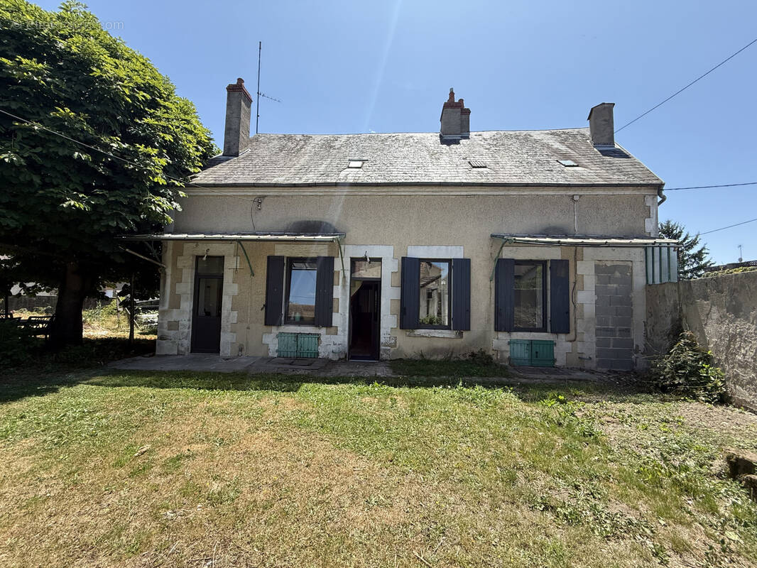 Maison à YZEURE