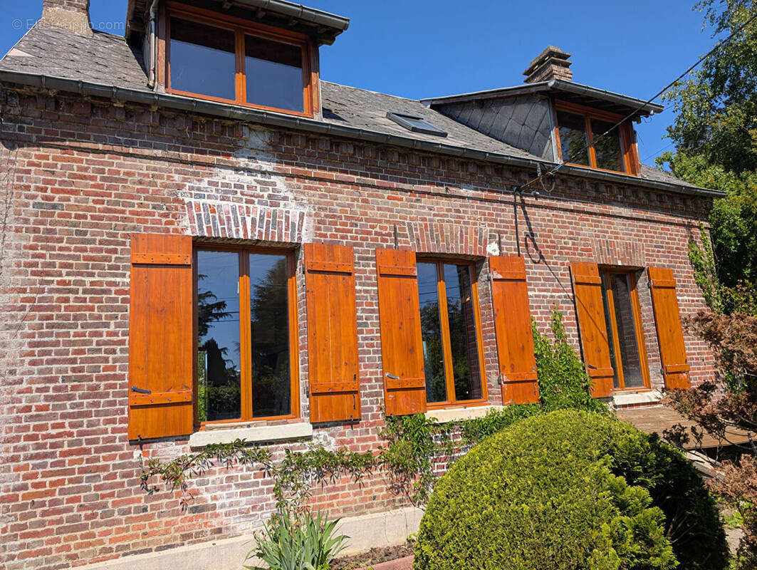 Maison à MERU