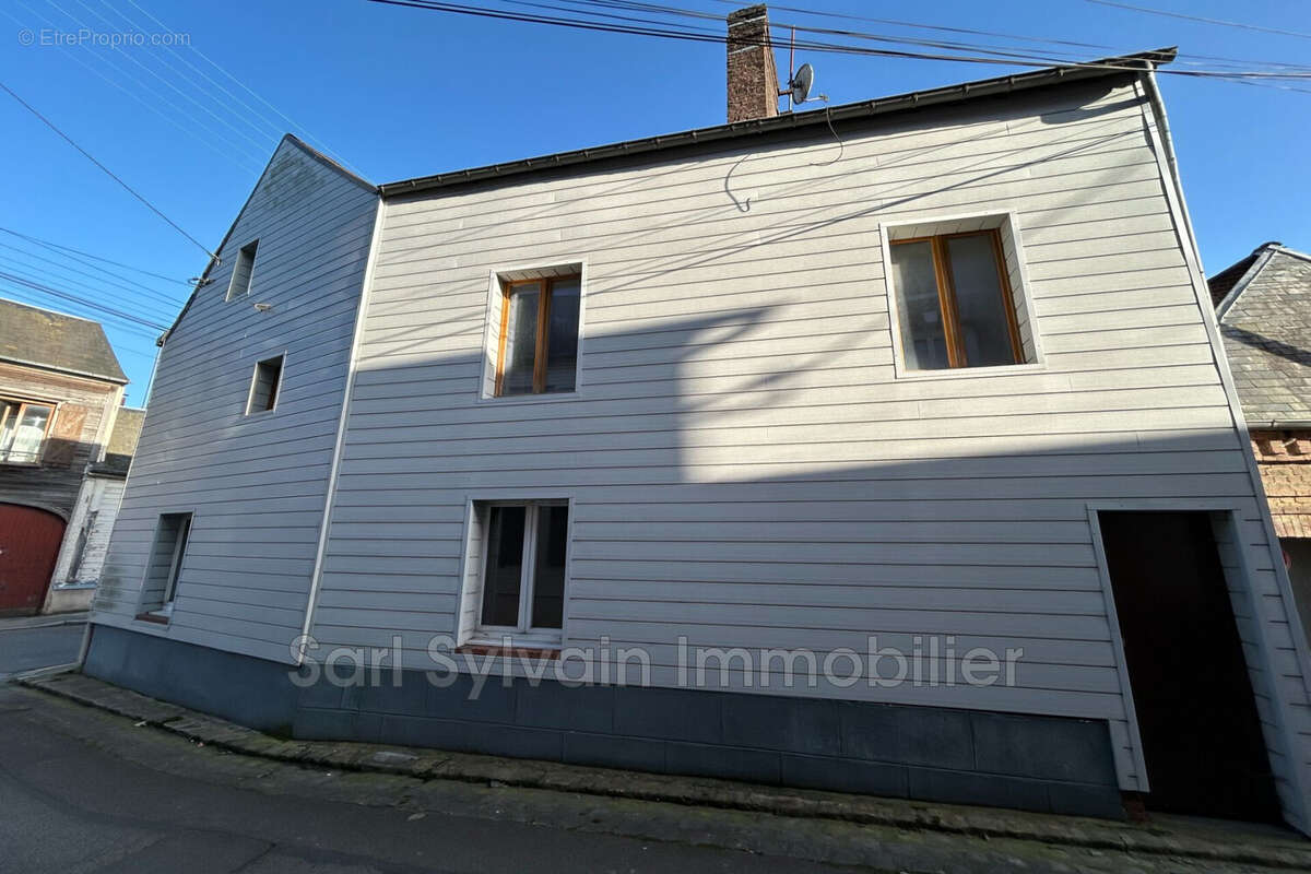 Maison à FORMERIE