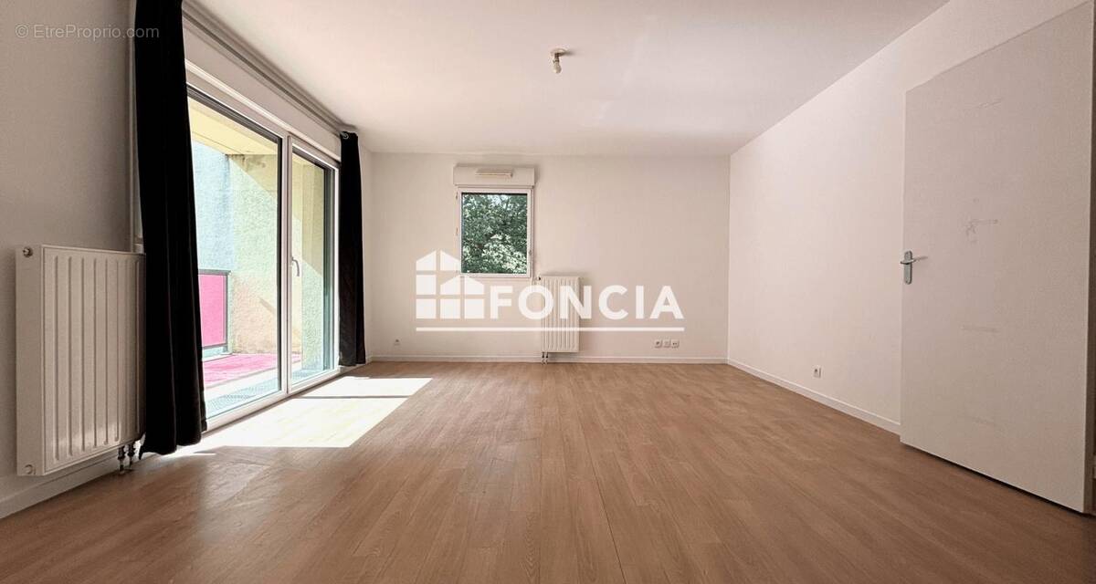 Appartement à SAINT-AVE