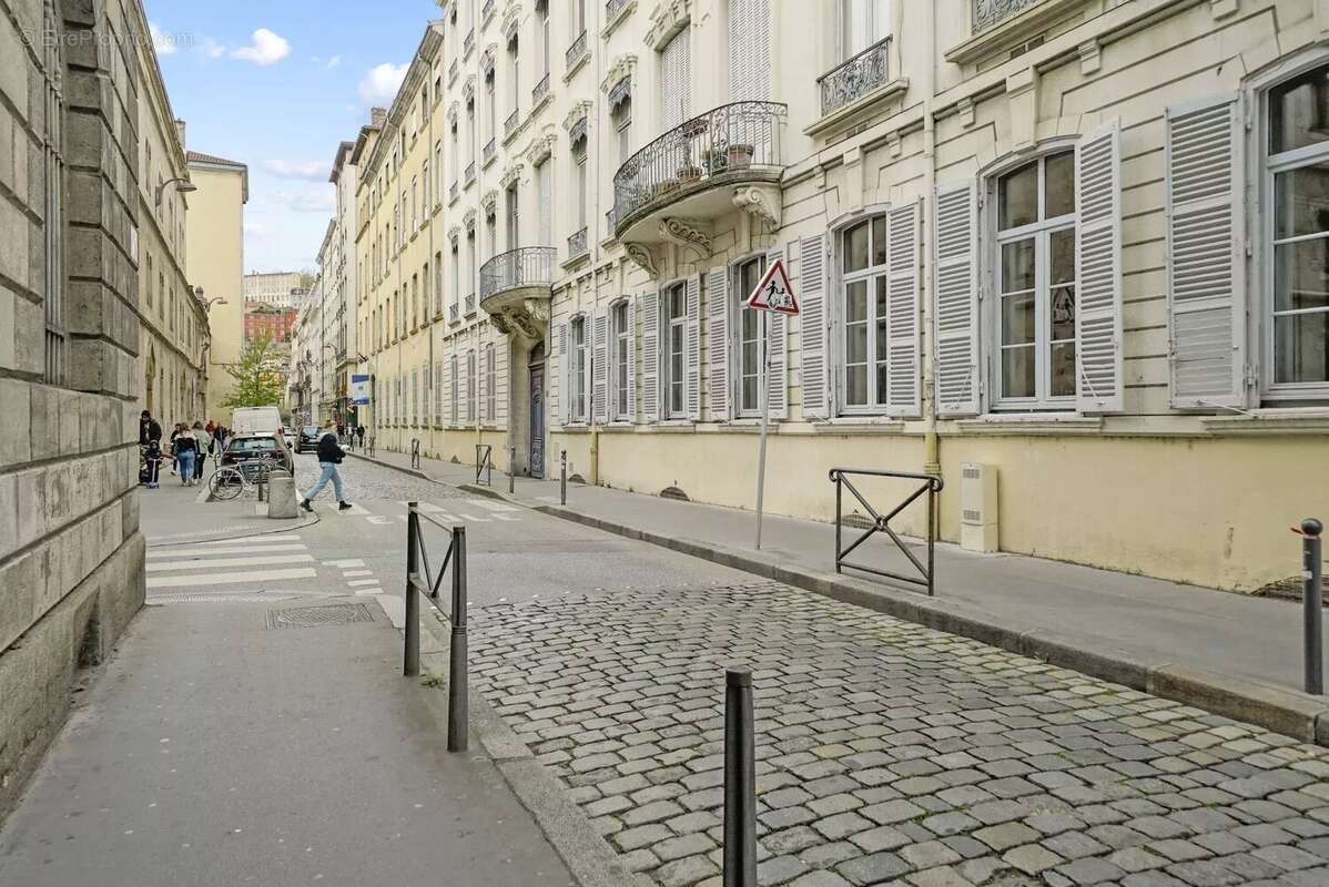 Commerce à LYON-2E