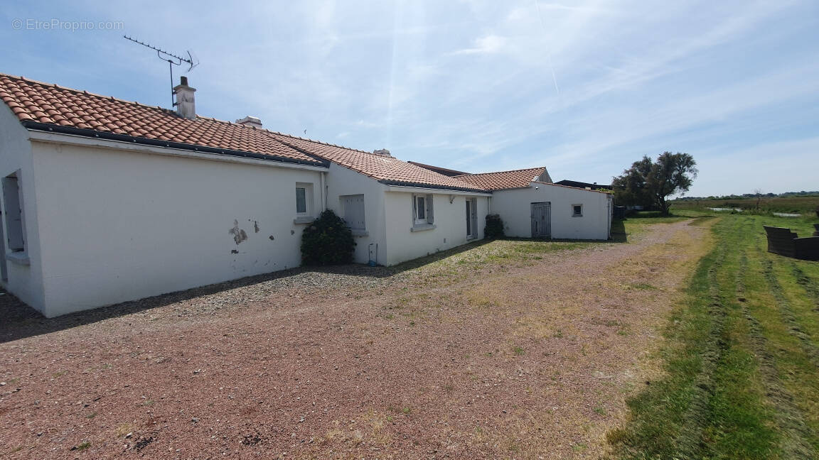 Maison à BOIS-DE-CENE