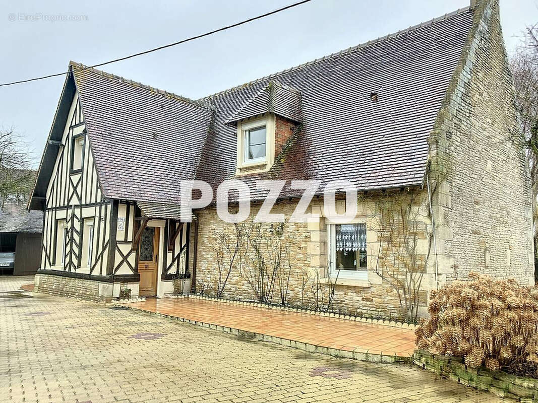 Maison à VARAVILLE