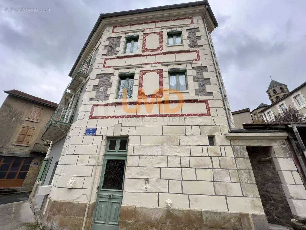 Maison à AUBIN