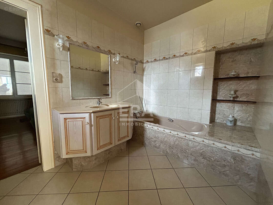 Appartement à LURE
