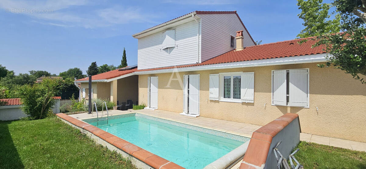 Maison à SAINT-JEAN